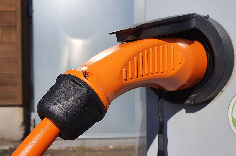 bornes voitures electriques sur mesure - Bornes de charge portables et bornes de recharge fixes pour voitures &eacute;lectriques