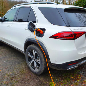 Over ons electric car charging recharge vehicule electrique 300x300 - Over ons