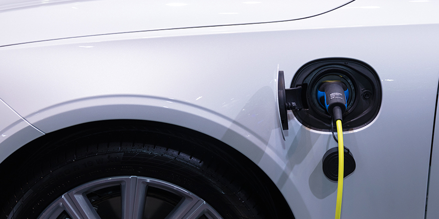 Recharger une voiture électrique à la maison