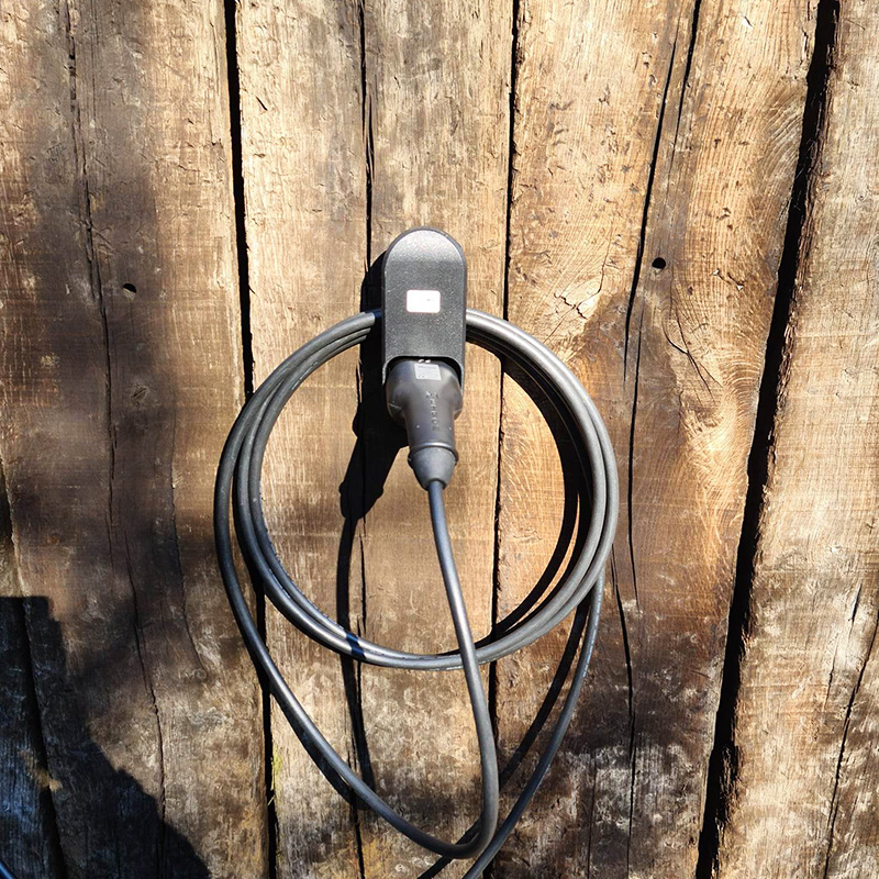 Wall holder for Type 2 plug with cable